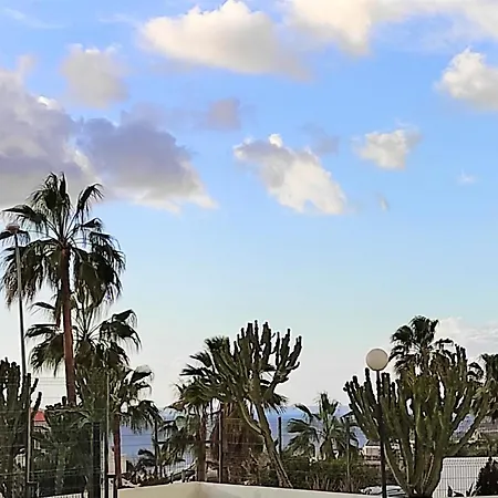 Dream Island, Beautiful Terrace, Fast Wi-Fi *